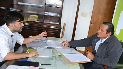 Grieta por el coronavirus: insólita pelea entre el intendente de Castelli y su vecino de Dolores Grieta por el coronavirus: insólita pelea entre el intendente de Castelli y su vecino de Dolores