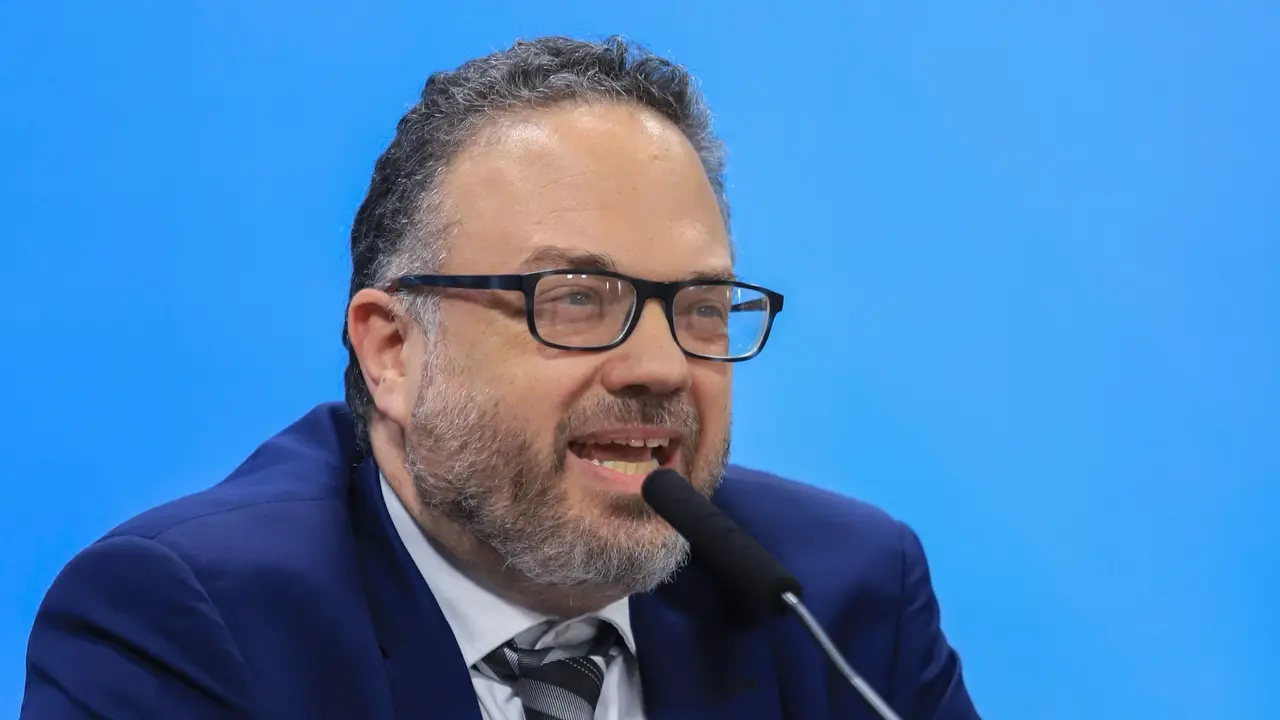 Kulfas: "Habrá programas de estímulo para recuperar el consumo y crear empleo"