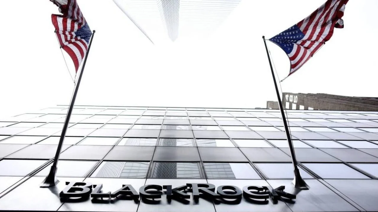 Explotó la interna entre los bonistas: "Blackrock tiene una cuestión de ego" 