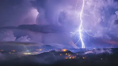 Las descargas eléctricas durante las tormentas siguen teniendo misterios detrás Las descargas eléctricas durante las tormentas siguen teniendo misterios detrás
