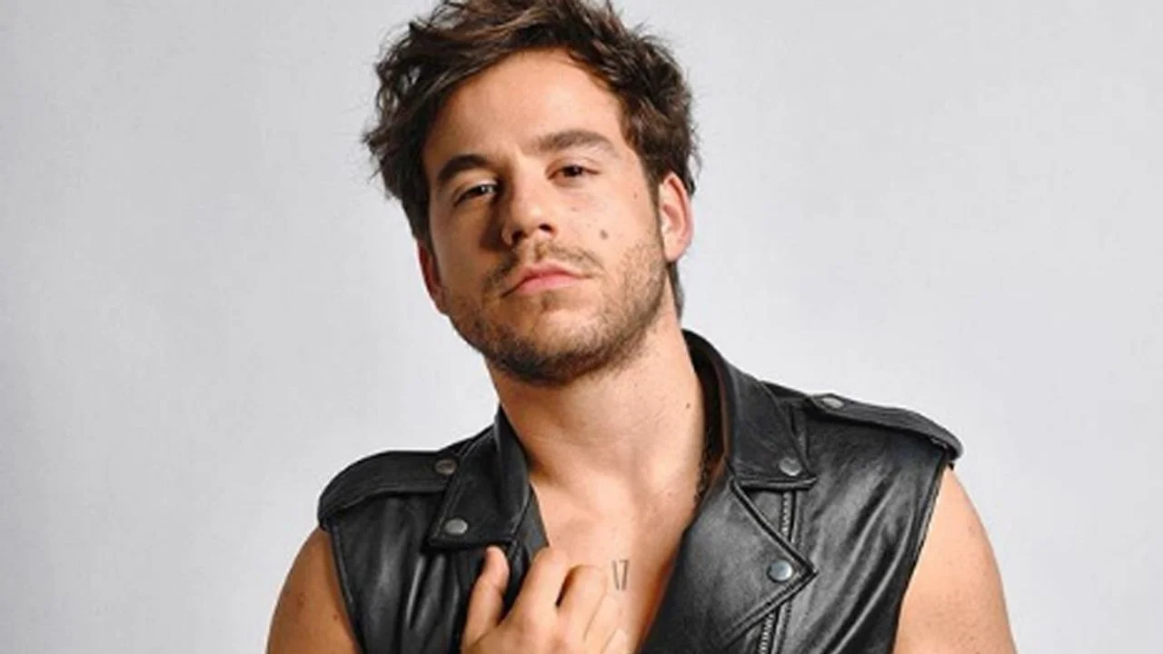 El actor Fernando Dente no aguantó más y mostró públicamente a su nuevo novio