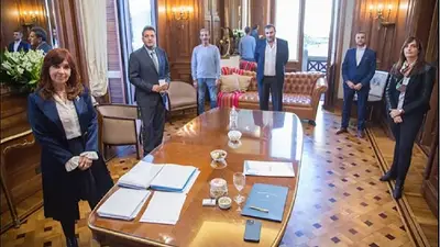 Paritarias 2021 APL: trabajadores del Congreso tendrán una suba del 40% Paritarias 2021 APL: trabajadores del Congreso tendrán una suba del 40%