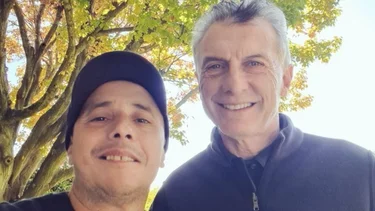 El Dipy se sacó una foto con Mauricio Macri: “Hasta pegué almuerzo”