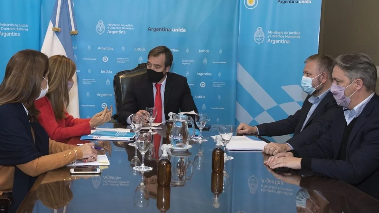 Justicia facilitará el acceso a la identidad a más de 20 mil personas