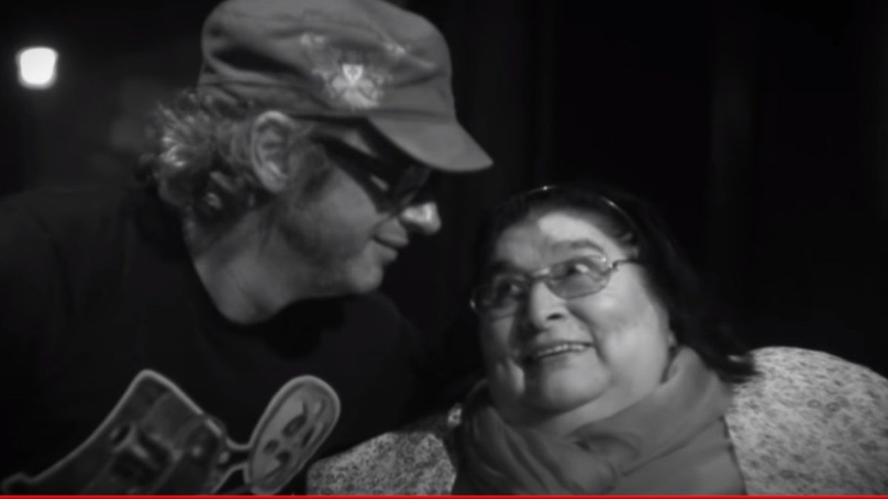 Video inédito: Mercedes Sosa y Gustavo Cerati cantando Zona de Promesas