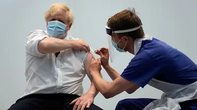 El Reino Unido donará 100 millones de vacunas contra el COVID-19 El Reino Unido donará 100 millones de vacunas contra el COVID-19
