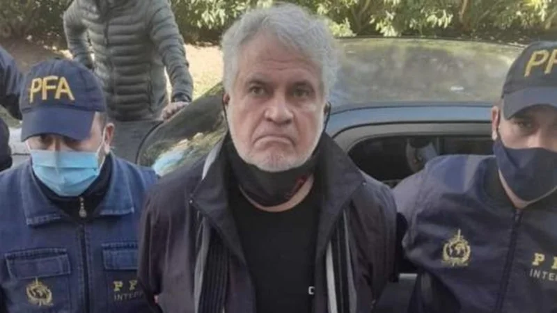 Expulsan de Argentina a un prófugo chileno acusado de 23 asesinatos en la dictadura de Pinochet