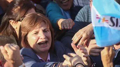 Elecciones 2021: Patricia Bullrich bajó su candidatura y dejó su lugar a Vidal Elecciones 2021: Patricia Bullrich bajó su candidatura y dejó su lugar a Vidal
