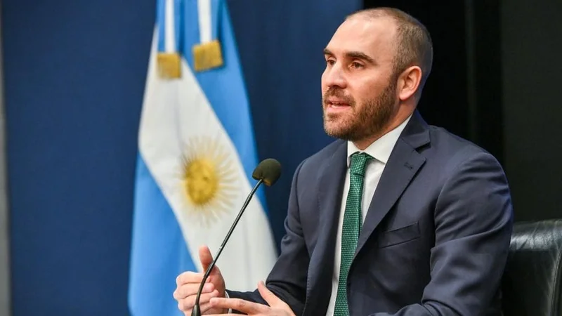 FMI: importante reunión de Guzmán y directivos para negociar un acuerdo