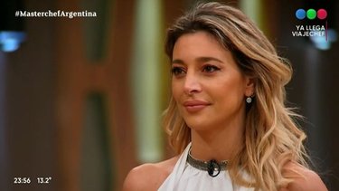 Sol Pérez afuera de la Gran Final de Masterchef Celebrity
