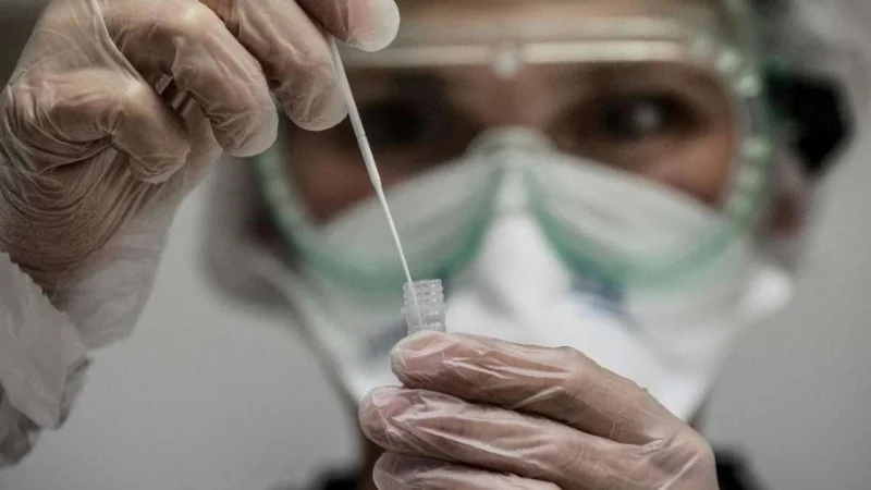Detectan una nueva cepa de COVID en Río de Janeiro: Brasil ya tiene cuatro 