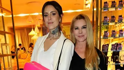 Candelaria Tinelli. Soledad Aquino Candelaria Tinelli. Soledad Aquino