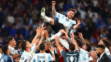 En pleno Wembley, la Selección Argentina cantó "el que no salta es un inglés"