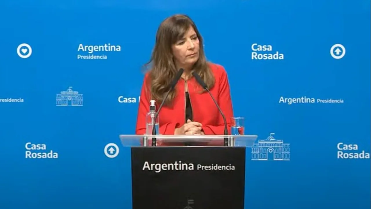 El Gobierno confía en cumplir con las primeras revisiones del FMI