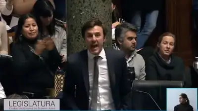 Los desopilantes memes sobre el marido de Pampita por su discurso en la Legislatura Los desopilantes memes sobre el marido de Pampita por su discurso en la Legislatura