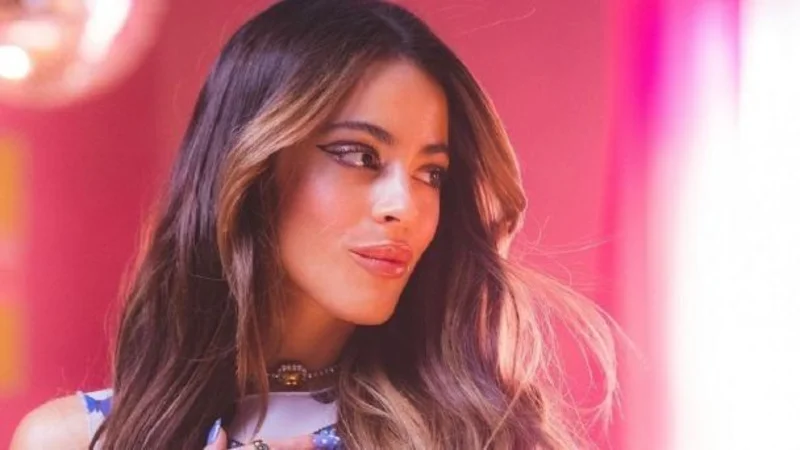 Se cayó el techo del escenario y Tini Stoessel suspendió el recital