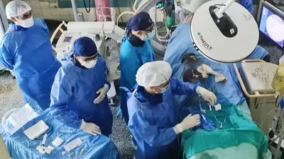 Por primera vez, intervienen un aneurisma en el Hospital de Romero Por primera vez, intervienen un aneurisma en el Hospital de Romero