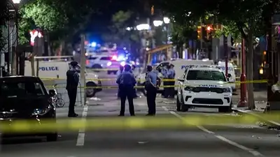 Seis muertos y 20 heridos en un nuevo tiroteo en Estados Unidos Seis muertos y 20 heridos en un nuevo tiroteo en Estados Unidos