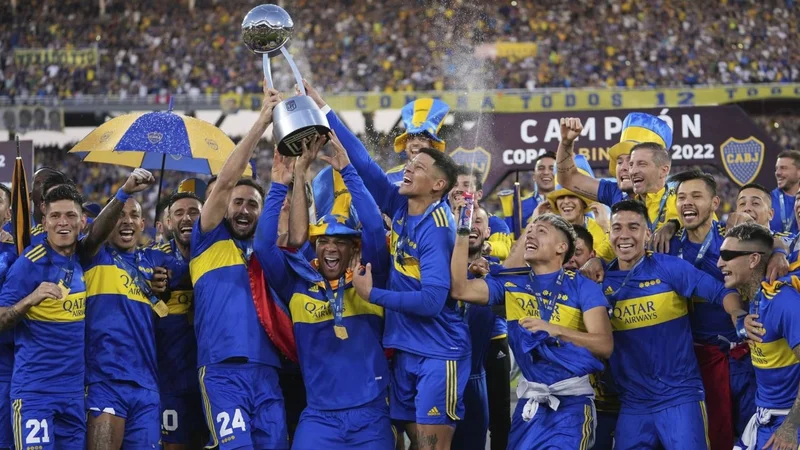 Boca, Racing, Agustín Almendra, fútbol argentino, deportes, mercado de pases