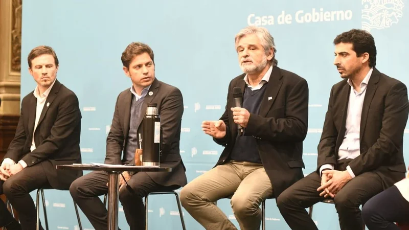 Kicillof y Filmus presentaron inversiones en el Ministerio de Ciencia