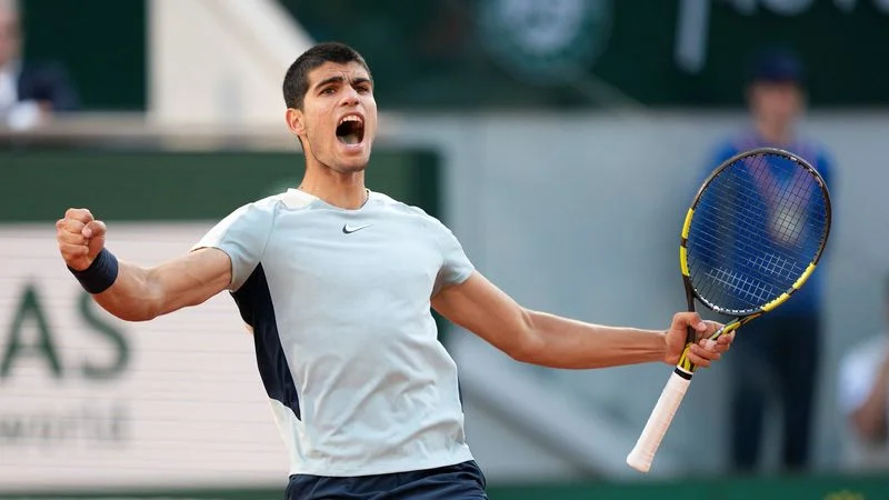 Alcaraz se perderá el torneo previo a Wimbledon por un problema en el codo