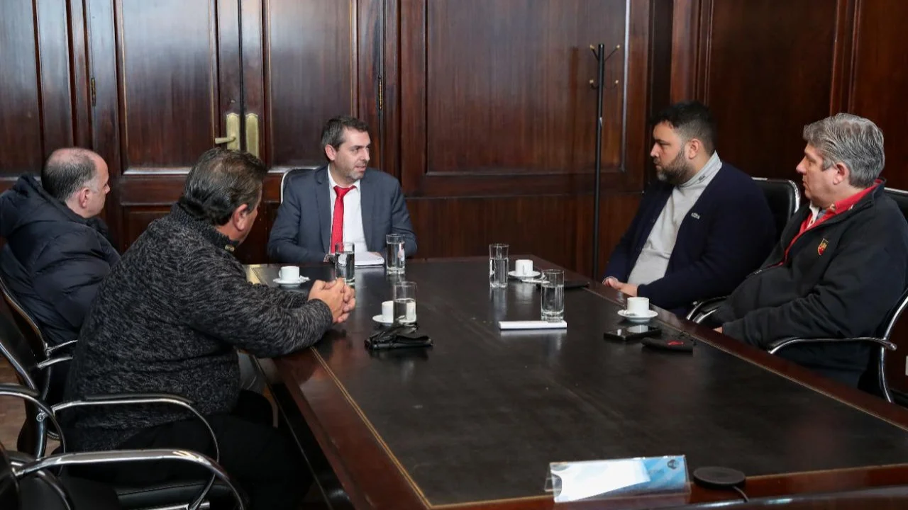 Guillermo Hang, industriales y empresarios definieron cómo seguirá el fideicomiso del trigo