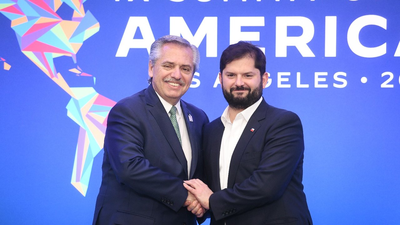 Argentina acordó subir las exportaciones de gas a Chile en 2023 y asegurar el abastecimiento