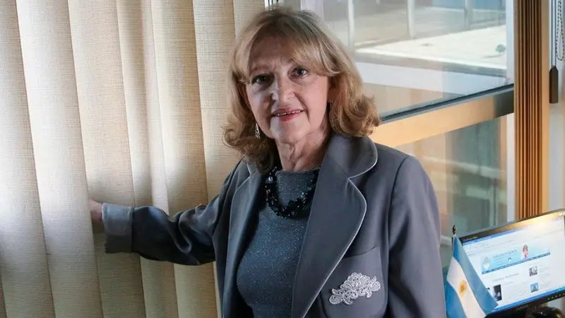 Puiggrós sobre la prohibición del lenguaje inclusivo: "buscan acompañar una ideología de derecha"