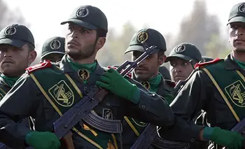 Irán responde a los bombardeos de EE.UU. con ataques contra bases en el Golfo | Conflicto en medio oriente