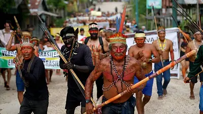 Indígenas marchan contra Bolsonaro y para reivindicar a indigenista Bruno Pereira Indígenas marchan contra Bolsonaro y para reivindicar a indigenista Bruno Pereira