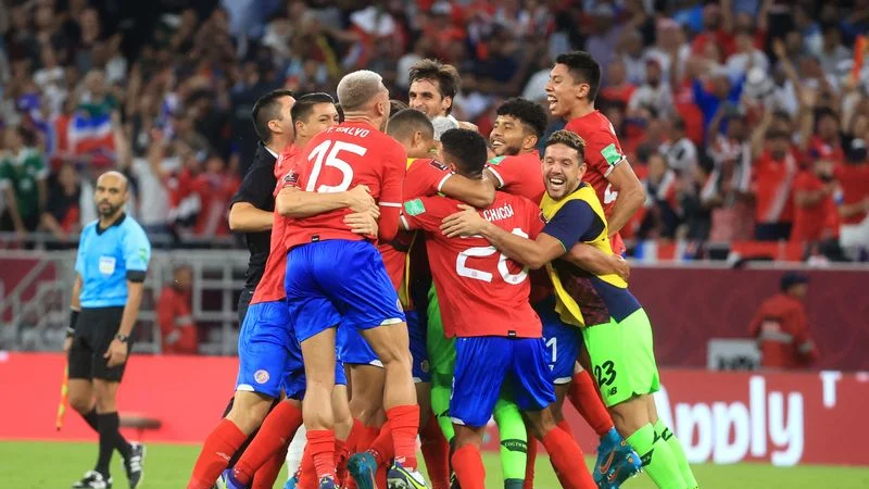 Costa Rica vence a Nueva Zelanda y se queda con último boleto al Mundial