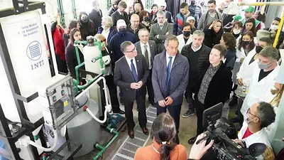 El primer día de Scioli al frente de Desarrollo Productivo, con la ciencia como eje El primer día de Scioli al frente de Desarrollo Productivo, con la ciencia como eje