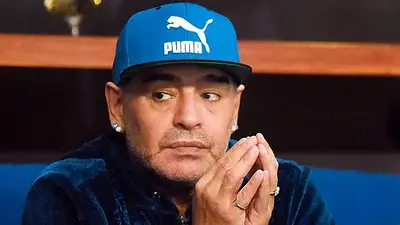 Habrían hackeado la cuenta de Maradona y estallaron las redes: "Como vas a ser tan sorete" Habrían hackeado la cuenta de Maradona y estallaron las redes: "Como vas a ser tan sorete"