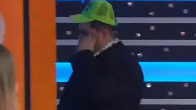 Darío Barassi enojado abandonó el estudio de El Trece porque una participante dijo "pito corto" en pleno programa de 100 Argentinos Dicen Darío Barassi enojado abandonó el estudio de El Trece porque una participante dijo "pito corto" en pleno programa de 100 Argentinos Dicen