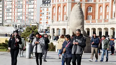 Record de movimiento turístico en el segundo día del fin de semana largo Record de movimiento turístico en el segundo día del fin de semana largo