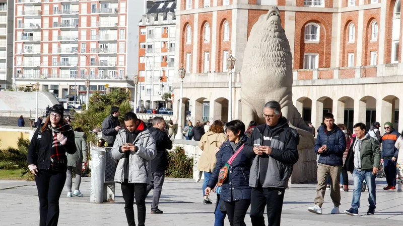Record de movimiento turístico en el segundo día del fin de semana largo