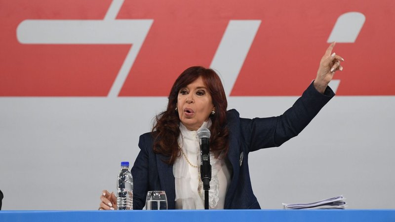 Cristina Kirchner vs el Movimiento Evita: el plan para acabar con los planes