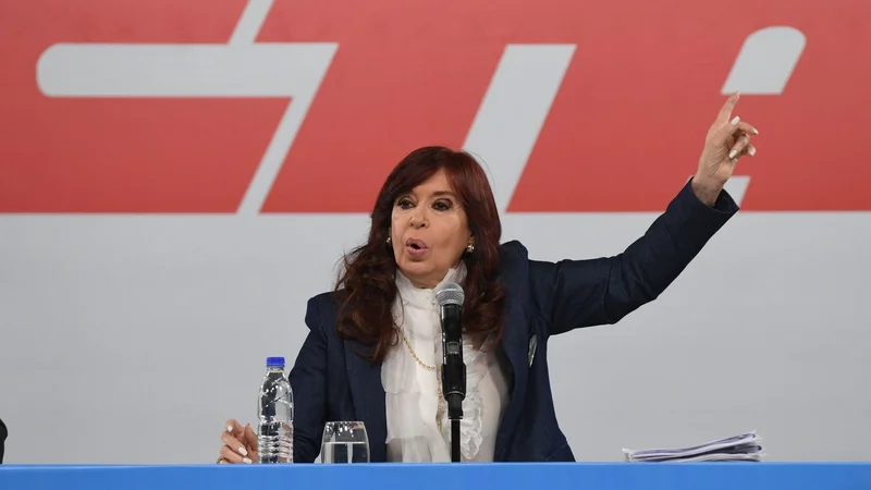 Cristina Kirchner vs el Movimiento Evita: el plan para acabar con los planes