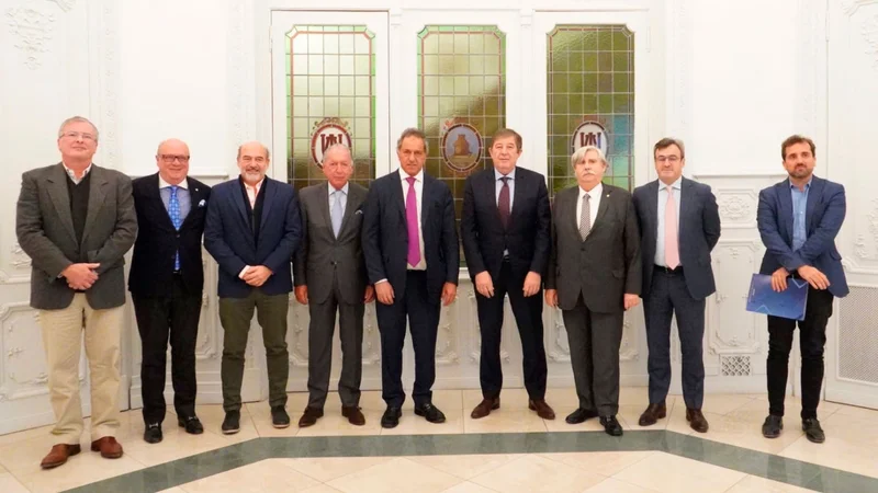 Tras reuniones con pymes y UIA, Scioli advirtió por las "importaciones especulativas"