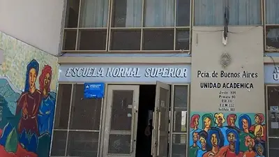 Represión y detenidos en una protesta docente en Lomas de Zamora Represión y detenidos en una protesta docente en Lomas de Zamora