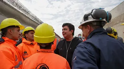 Fernando Espinoza: “Este megaplan de obras públicas cambia vidas para siempre” Fernando Espinoza: “Este megaplan de obras públicas cambia vidas para siempre”