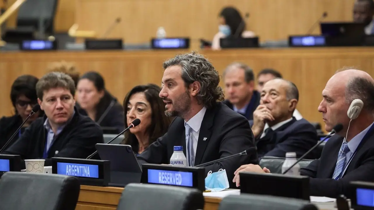 Cafiero en la ONU: "Es hora de que Reino Unido no le tenga miedo a la paz"