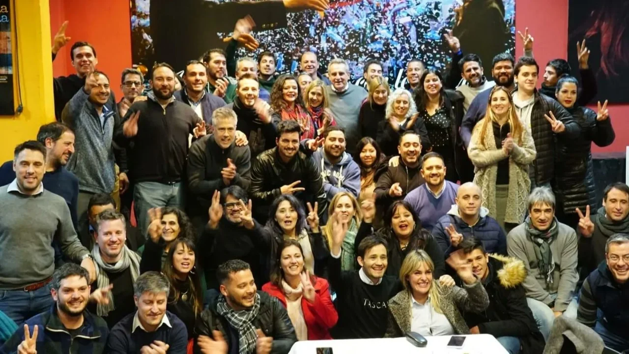 Peronistas se reunieron en Santa Fe para "dotar de músculo político al gobierno"