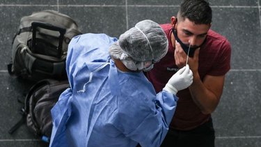 Coronavirus en Argentina: se registraron 25.680 nuevos casos y 54 muertes