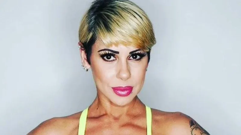 Mónica Farro