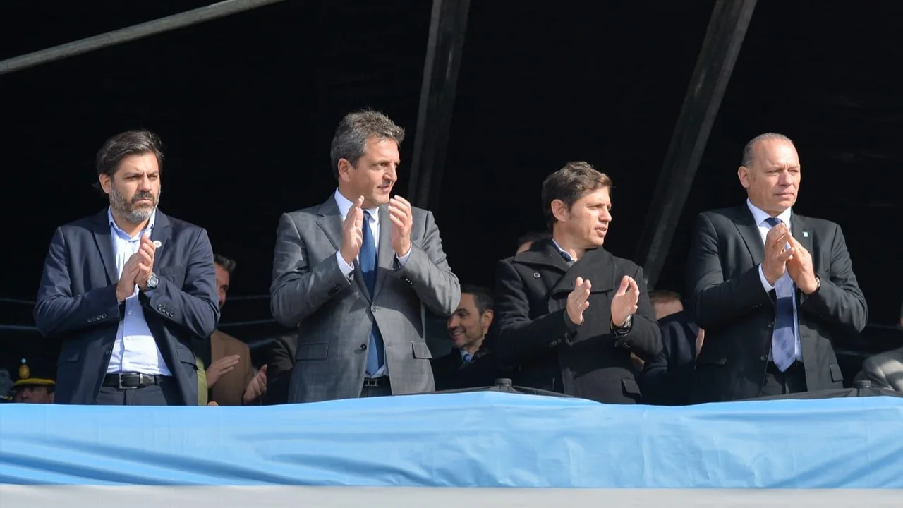 Kicillof destacó el "proceso de reconstrucción" de la Policía Bonaerense