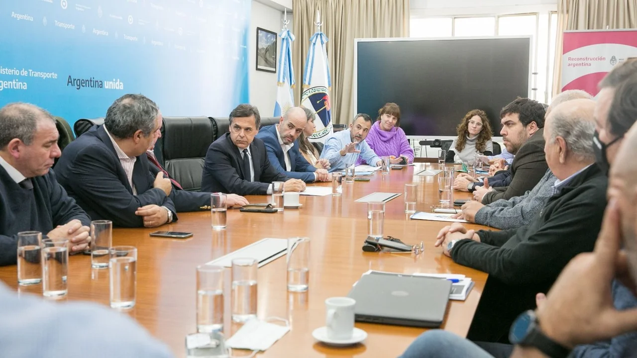Transporte: aumento del 25% en la tarifa de referencia 