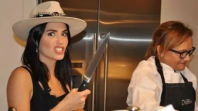 La reacción de Lali Espósito cuando Dolli Irigoyen la confundió con Tini Stoessel La reacción de Lali Espósito cuando Dolli Irigoyen la confundió con Tini Stoessel