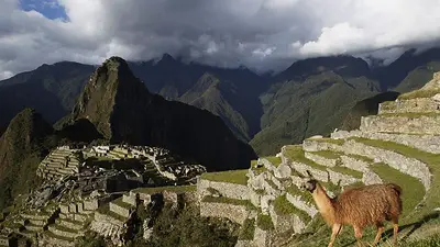 Bomberos luchan contra incendio forestal cerca de ciudadela inca de Machu Picchu Bomberos luchan contra incendio forestal cerca de ciudadela inca de Machu Picchu