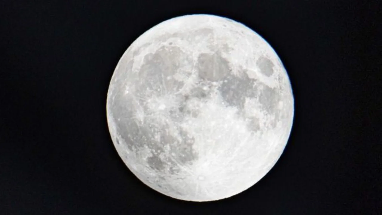 Superluna de Ciervo